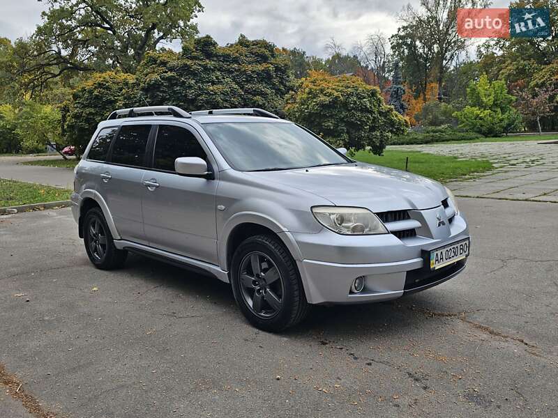 Внедорожник / Кроссовер Mitsubishi Outlander 2008 в Киеве фото 4 Внедорожник / Кроссовер Mitsubishi Outlander 2008 в Киеве