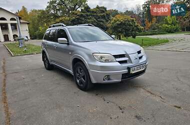 Внедорожник / Кроссовер Mitsubishi Outlander 2008 в Киеве