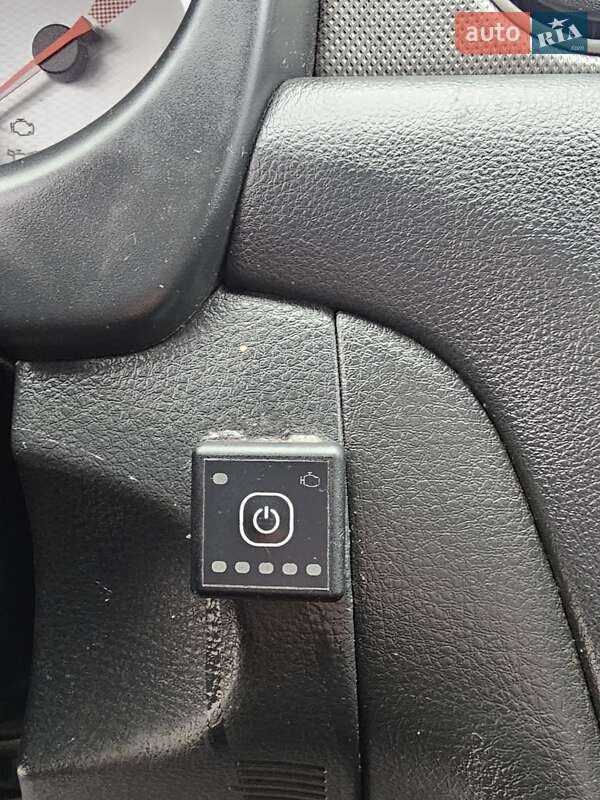 Внедорожник / Кроссовер Mitsubishi Outlander 2007 в Киеве