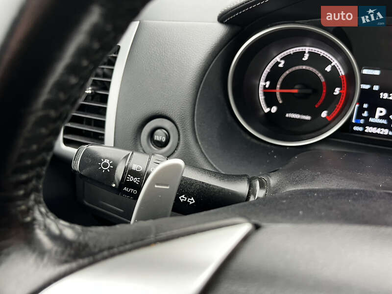 Внедорожник / Кроссовер Mitsubishi Outlander 2012 в Луцке фото 25 Внедорожник / Кроссовер Mitsubishi Outlander 2012 в Луцке