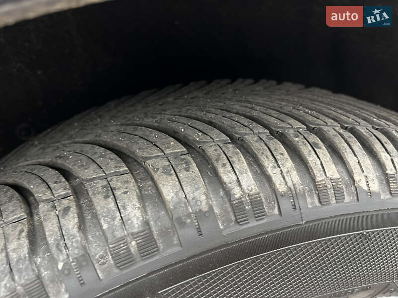 Внедорожник / Кроссовер Mitsubishi Outlander 2012 в Луцке фото 44 Внедорожник / Кроссовер Mitsubishi Outlander 2012 в Луцке