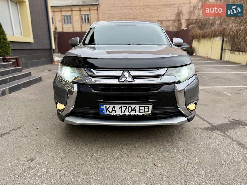 Внедорожник / Кроссовер Mitsubishi Outlander 2020 в Киеве фото 11 Внедорожник / Кроссовер Mitsubishi Outlander 2020 в Киеве
