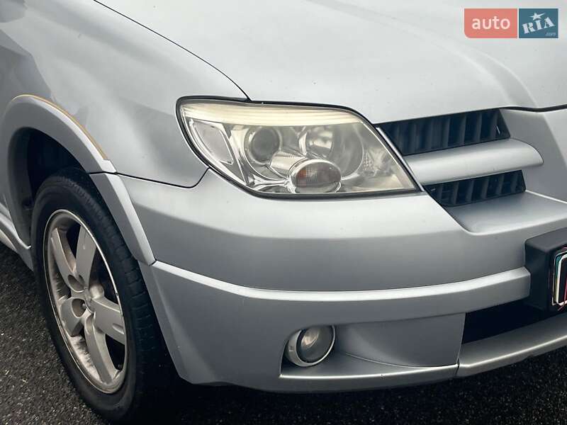 Позашляховик / Кросовер Mitsubishi Outlander 2008 в Києві