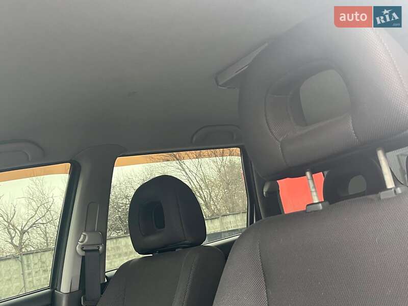 Позашляховик / Кросовер Mitsubishi Outlander 2008 в Києві