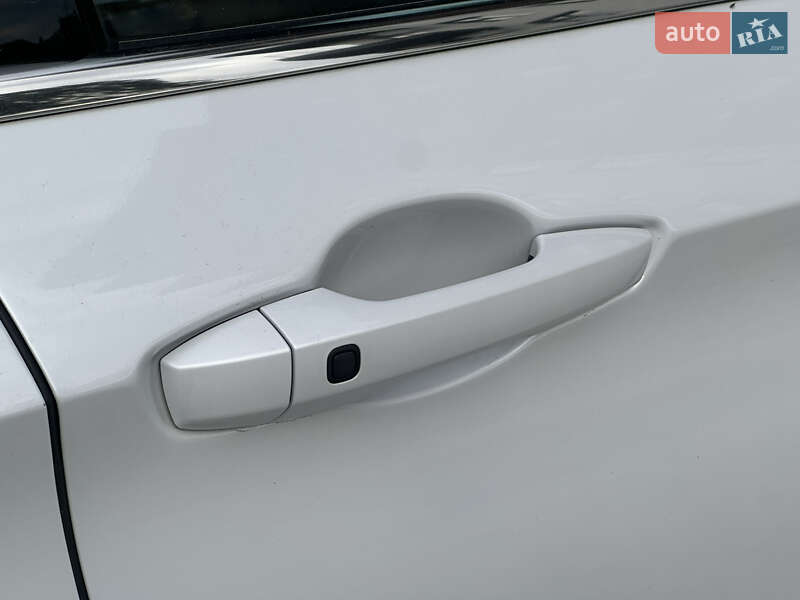 Внедорожник / Кроссовер Mitsubishi Outlander 2021 в Ужгороде фото 42 Внедорожник / Кроссовер Mitsubishi Outlander 2021 в Ужгороде