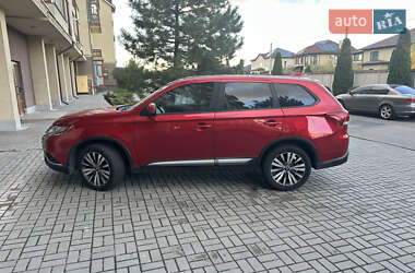 Внедорожник / Кроссовер Mitsubishi Outlander 2019 в Днепре
