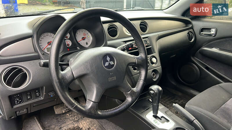 Позашляховик / Кросовер Mitsubishi Outlander 2006 в Миколаєві