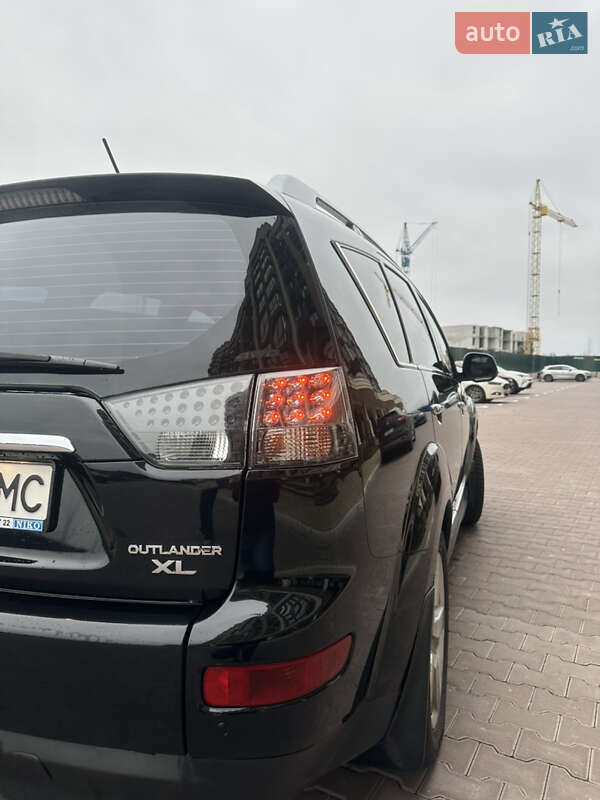 Внедорожник / Кроссовер Mitsubishi Outlander 2009 в Киеве фото 5 Внедорожник / Кроссовер Mitsubishi Outlander 2009 в Киеве