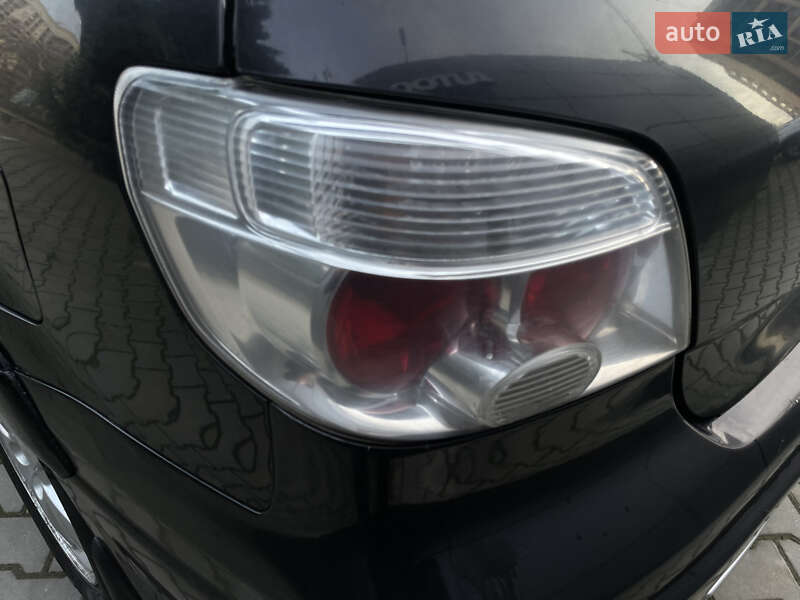 Позашляховик / Кросовер Mitsubishi Outlander 2007 в Одесі