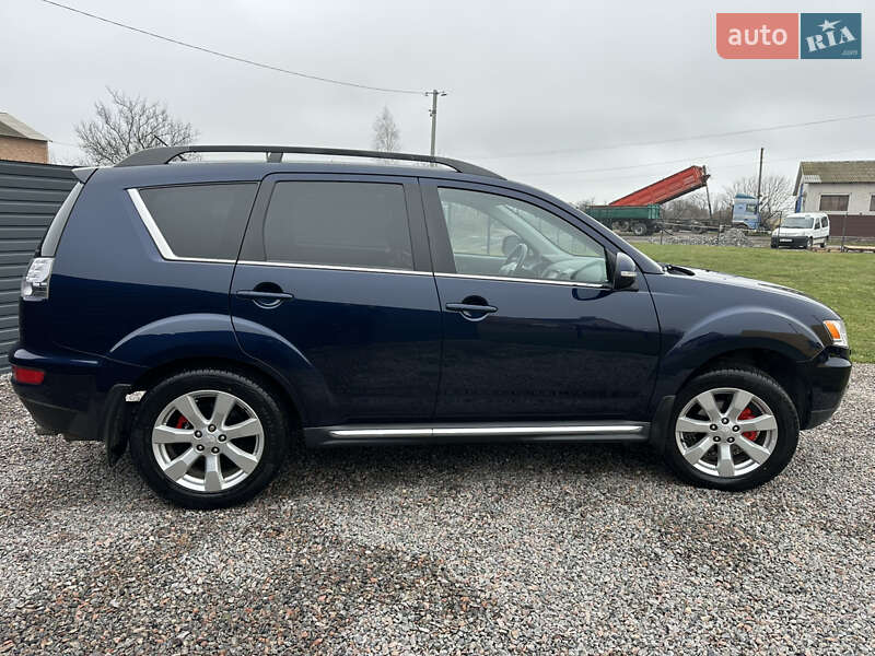 Позашляховик / Кросовер Mitsubishi Outlander 2011 в Миргороді фото 7 Позашляховик / Кросовер Mitsubishi Outlander 2011 в Миргороді