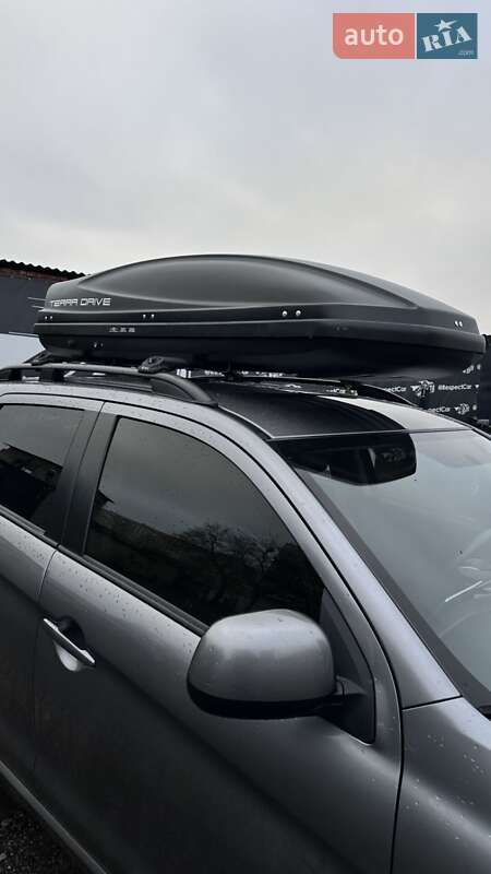 Внедорожник / Кроссовер Mitsubishi Outlander 2020 в Харькове фото 2 Внедорожник / Кроссовер Mitsubishi Outlander 2020 в Харькове