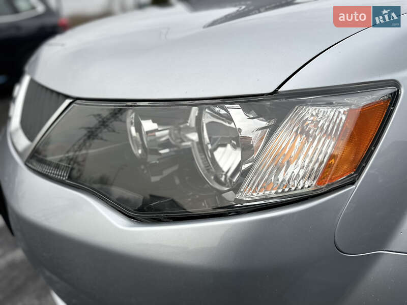 Внедорожник / Кроссовер Mitsubishi Outlander 2008 в Виннице