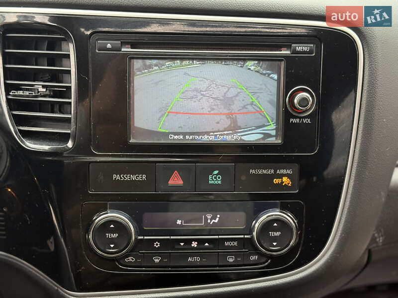 Внедорожник / Кроссовер Mitsubishi Outlander 2013 в Одессе