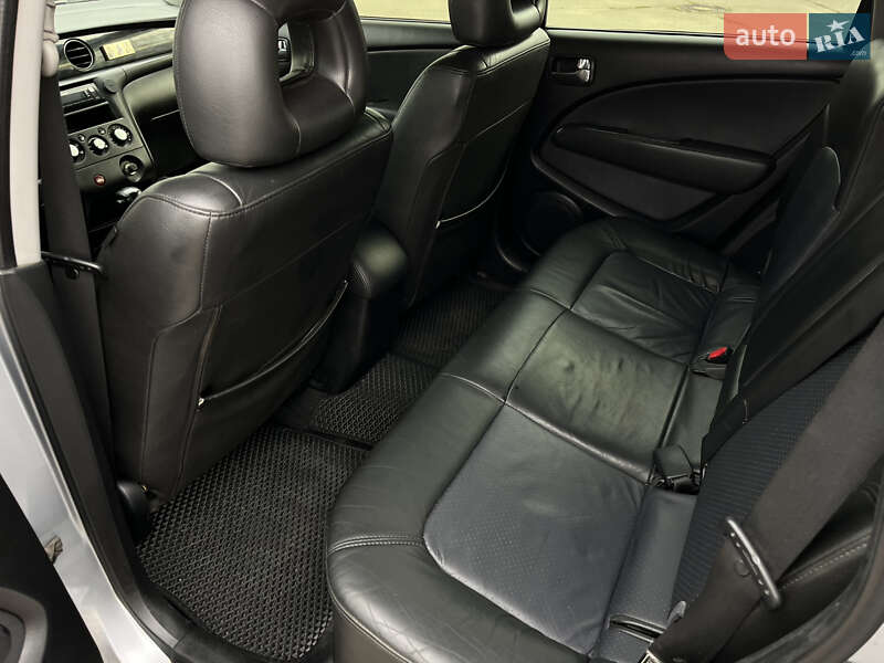 Позашляховик / Кросовер Mitsubishi Outlander 2004 в Білгороді-Дністровському фото 11 Позашляховик / Кросовер Mitsubishi Outlander 2004 в Білгороді-Дністровському