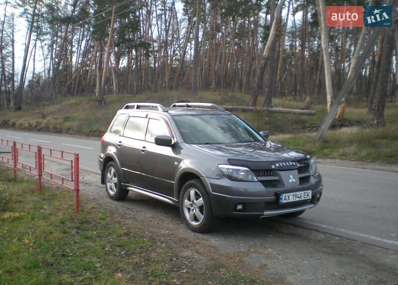 Внедорожник / Кроссовер Mitsubishi Outlander 2006 в Харькове