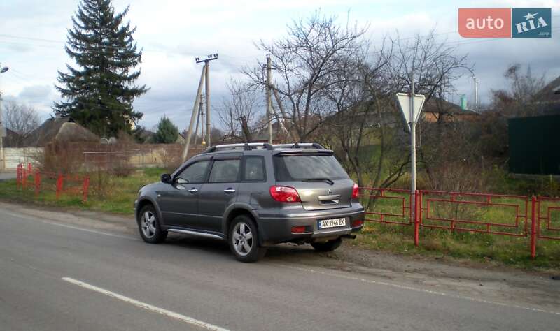 Внедорожник / Кроссовер Mitsubishi Outlander 2006 в Харькове