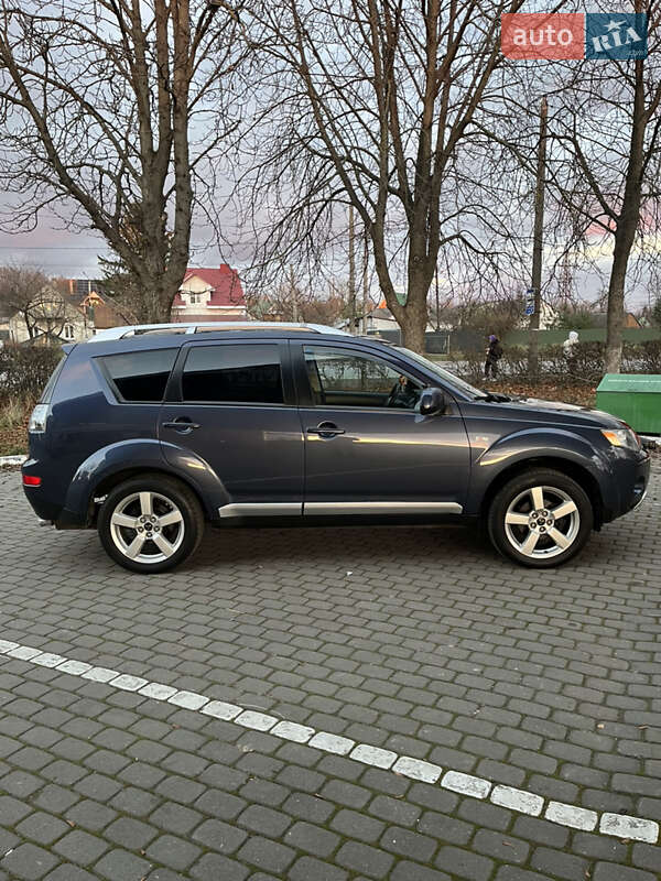 Внедорожник / Кроссовер Mitsubishi Outlander 2008 в Луцке фото 5 Внедорожник / Кроссовер Mitsubishi Outlander 2008 в Луцке