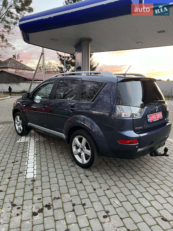 Внедорожник / Кроссовер Mitsubishi Outlander 2008 в Луцке фото 10 Внедорожник / Кроссовер Mitsubishi Outlander 2008 в Луцке