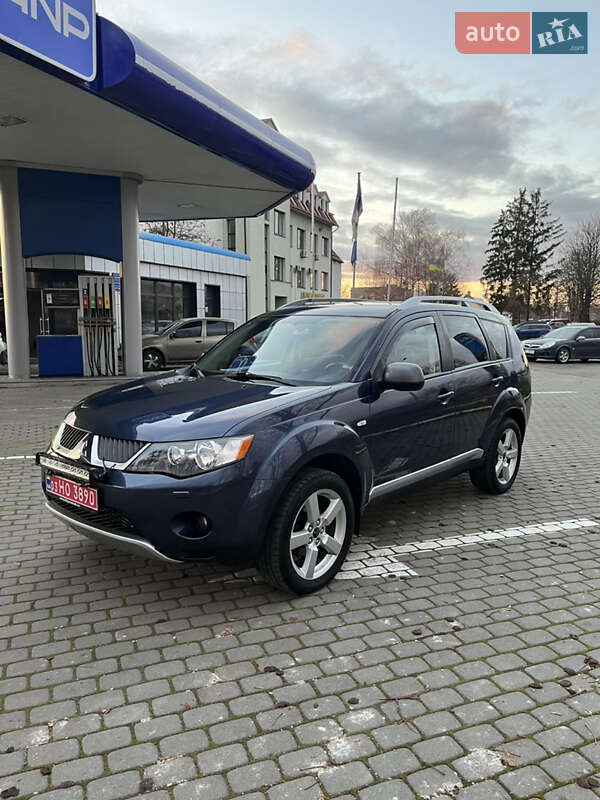 Внедорожник / Кроссовер Mitsubishi Outlander 2008 в Луцке фото 12 Внедорожник / Кроссовер Mitsubishi Outlander 2008 в Луцке