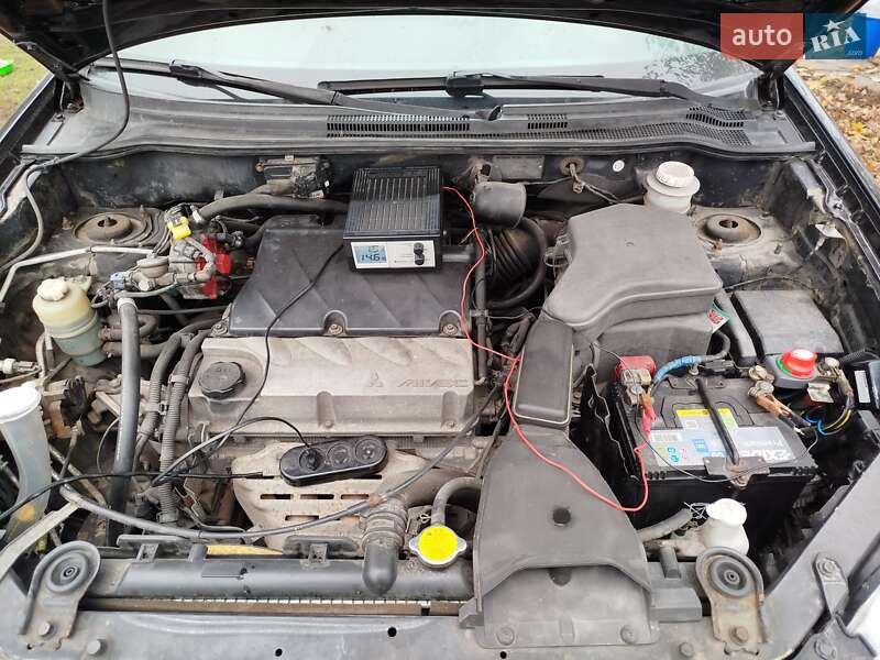 Позашляховик / Кросовер Mitsubishi Outlander 2009 в Києві