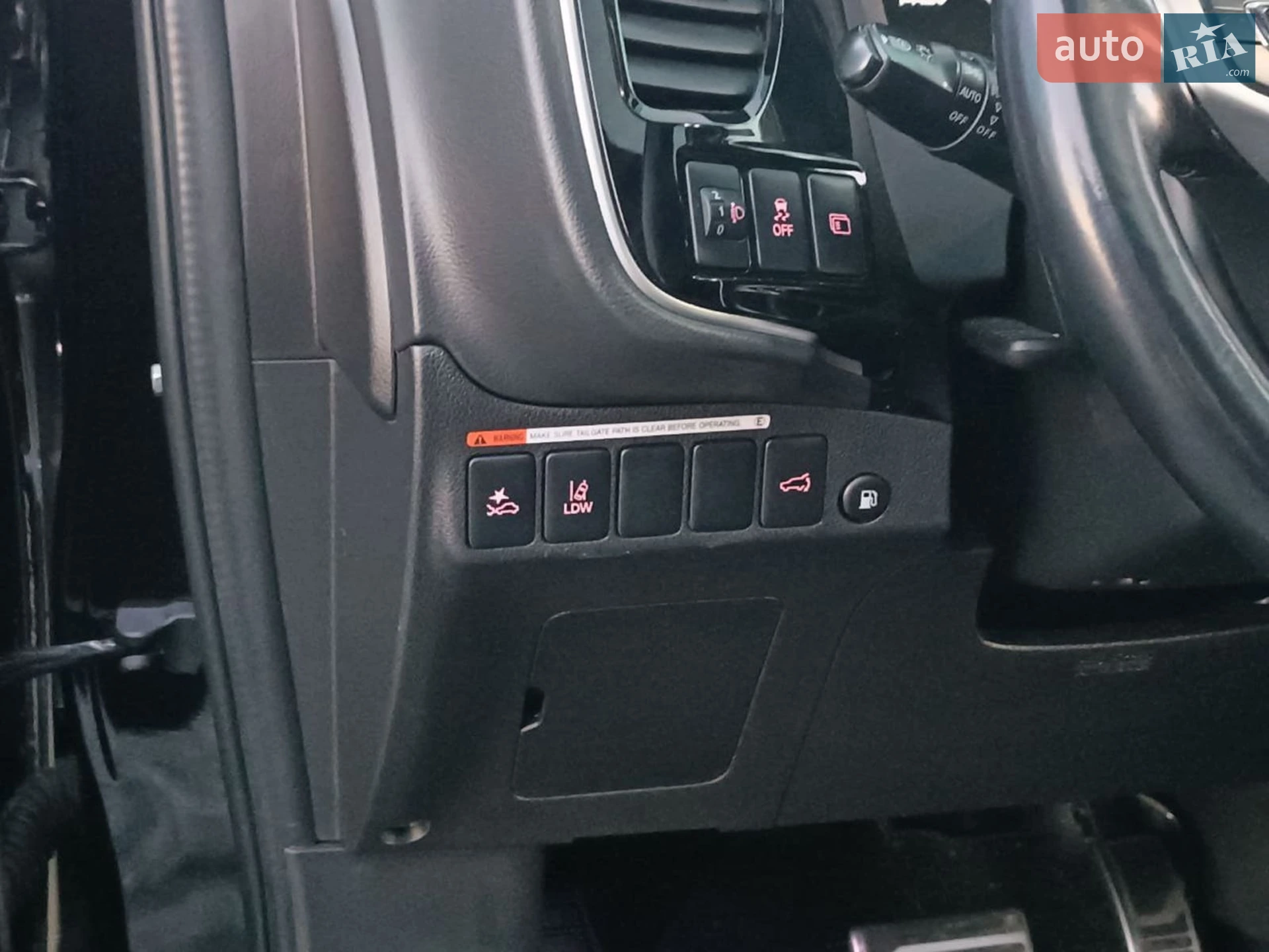 2018 Mitsubishi Outlander - мініатюра 21