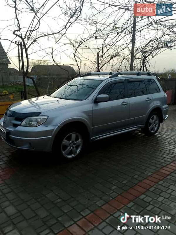 Внедорожник / Кроссовер Mitsubishi Outlander 2007 в Измаиле фото 4 Внедорожник / Кроссовер Mitsubishi Outlander 2007 в Измаиле