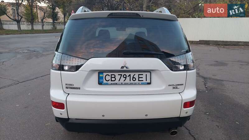 Внедорожник / Кроссовер Mitsubishi Outlander 2008 в Чернигове
