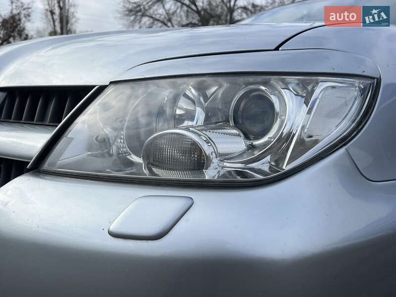 Внедорожник / Кроссовер Mitsubishi Outlander 2008 в Николаеве