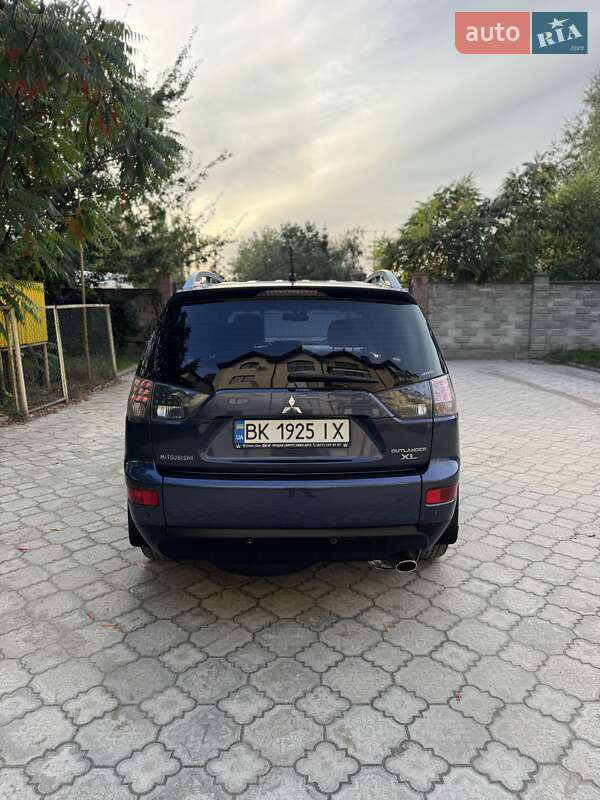 Внедорожник / Кроссовер Mitsubishi Outlander 2008 в Ровно фото 6 Внедорожник / Кроссовер Mitsubishi Outlander 2008 в Ровно