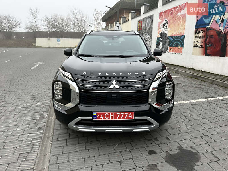 Внедорожник / Кроссовер Mitsubishi Outlander 2024 в Львове фото 17 Внедорожник / Кроссовер Mitsubishi Outlander 2024 в Львове