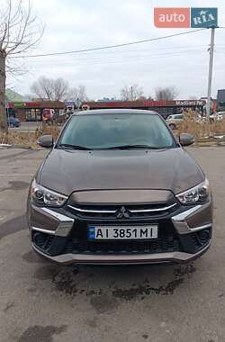 Внедорожник / Кроссовер Mitsubishi Outlander 2018 в Киеве