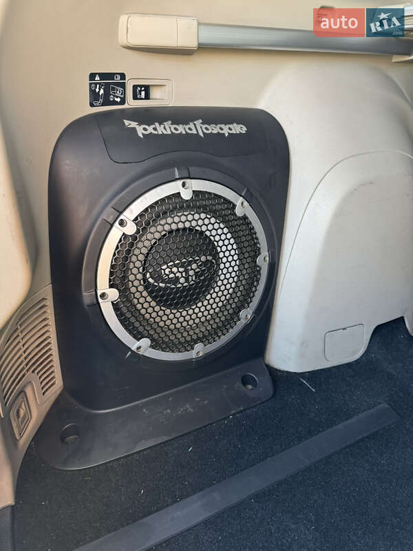 Внедорожник / Кроссовер Mitsubishi Outlander 2008 в Киеве