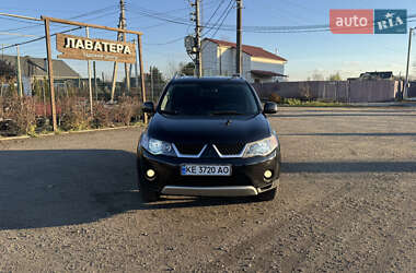 Внедорожник / Кроссовер Mitsubishi Outlander 2008 в Киеве