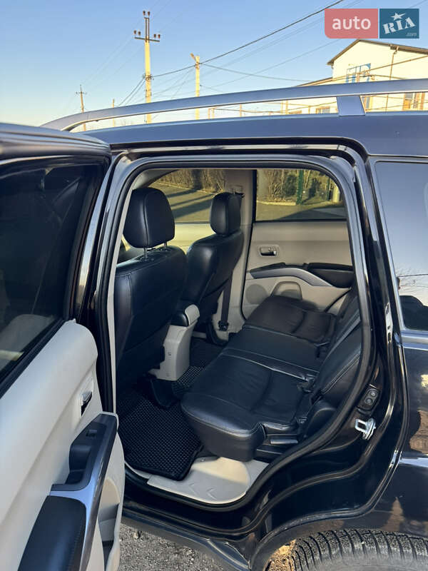 Внедорожник / Кроссовер Mitsubishi Outlander 2008 в Киеве