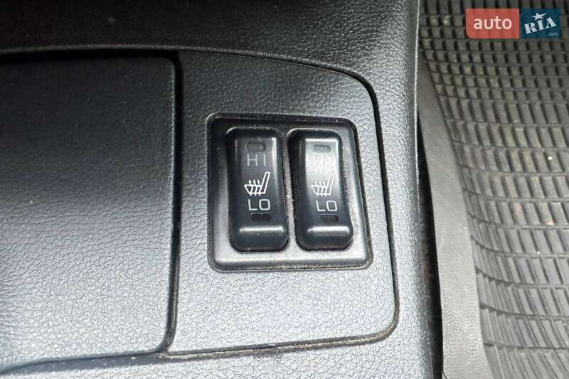 Внедорожник / Кроссовер Mitsubishi Outlander 2007 в Киеве