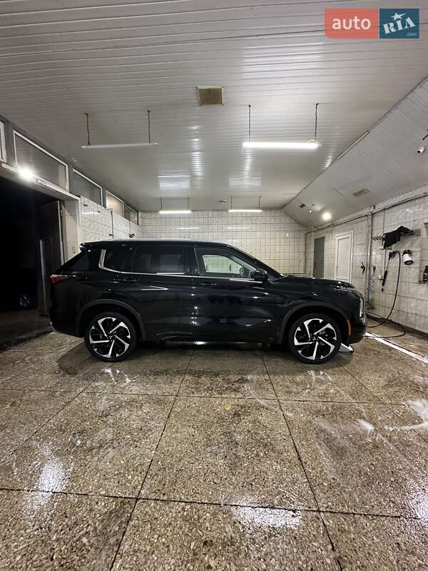 Внедорожник / Кроссовер Mitsubishi Outlander 2022 в Харькове фото 10 Внедорожник / Кроссовер Mitsubishi Outlander 2022 в Харькове