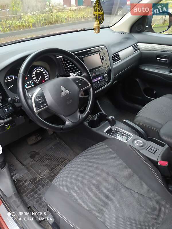 Внедорожник / Кроссовер Mitsubishi Outlander 2013 в Виннице
