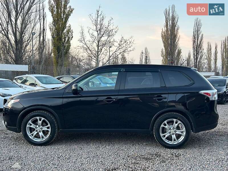 Внедорожник / Кроссовер Mitsubishi Outlander 2014 в Одессе