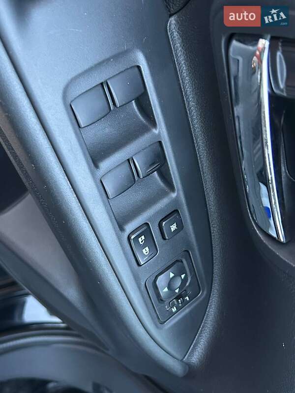 Внедорожник / Кроссовер Mitsubishi Outlander 2014 в Одессе