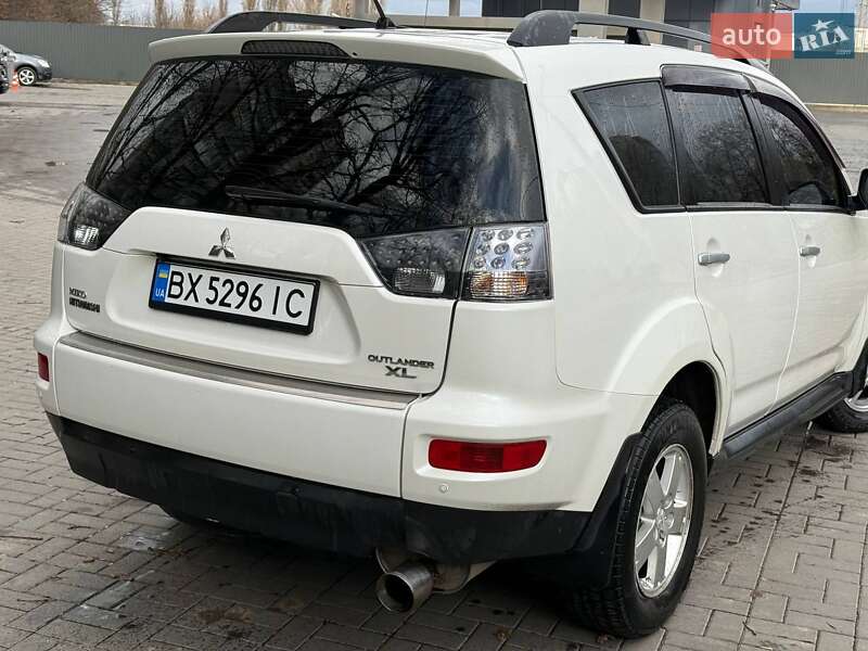 Внедорожник / Кроссовер Mitsubishi Outlander 2011 в Хмельницком