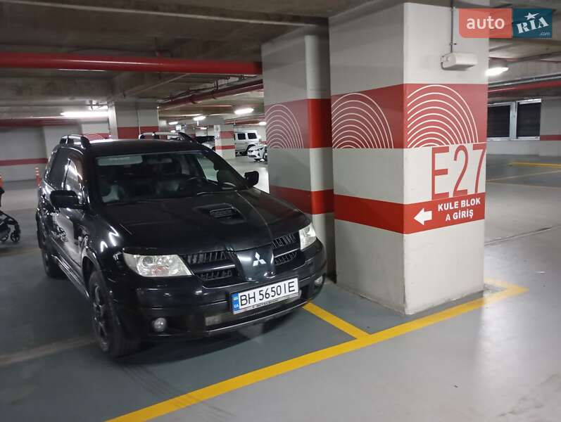 Mitsubishi Outlander 2006