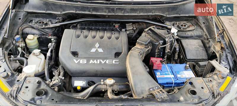 Внедорожник / Кроссовер Mitsubishi Outlander 2007 в Днепре фото 18 Внедорожник / Кроссовер Mitsubishi Outlander 2007 в Днепре