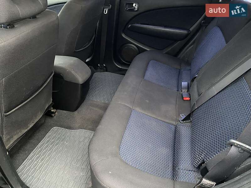 Внедорожник / Кроссовер Mitsubishi Outlander 2008 в Славутиче