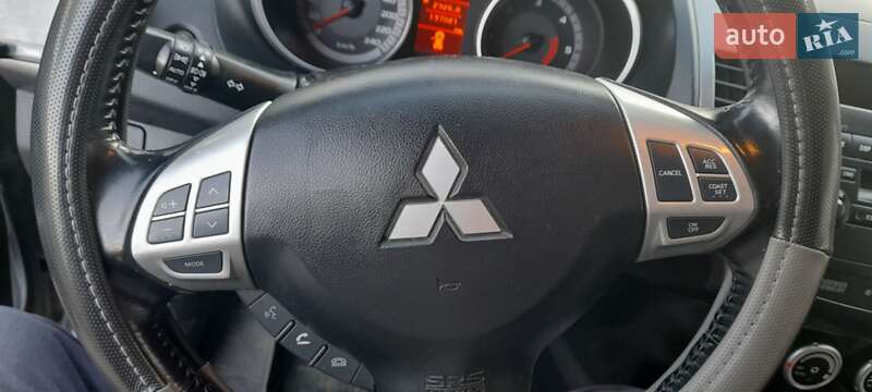 Позашляховик / Кросовер Mitsubishi Outlander 2007 в Ізмаїлі