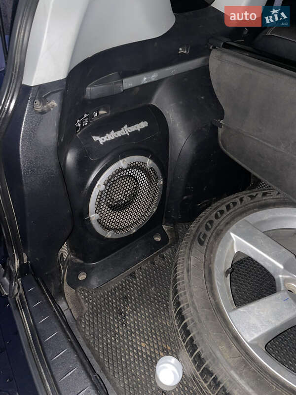 Внедорожник / Кроссовер Mitsubishi Outlander 2007 в Николаеве