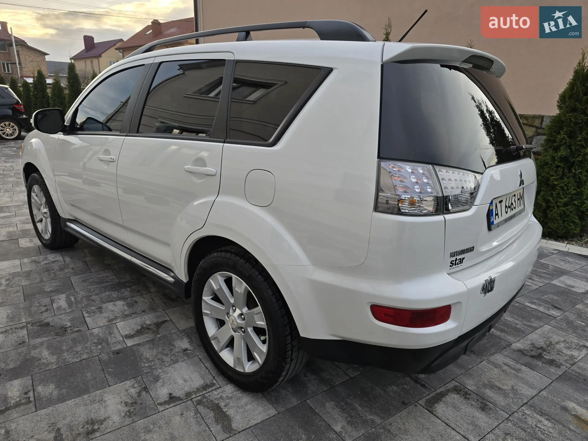 2010 Mitsubishi Outlander - мініатюра 6