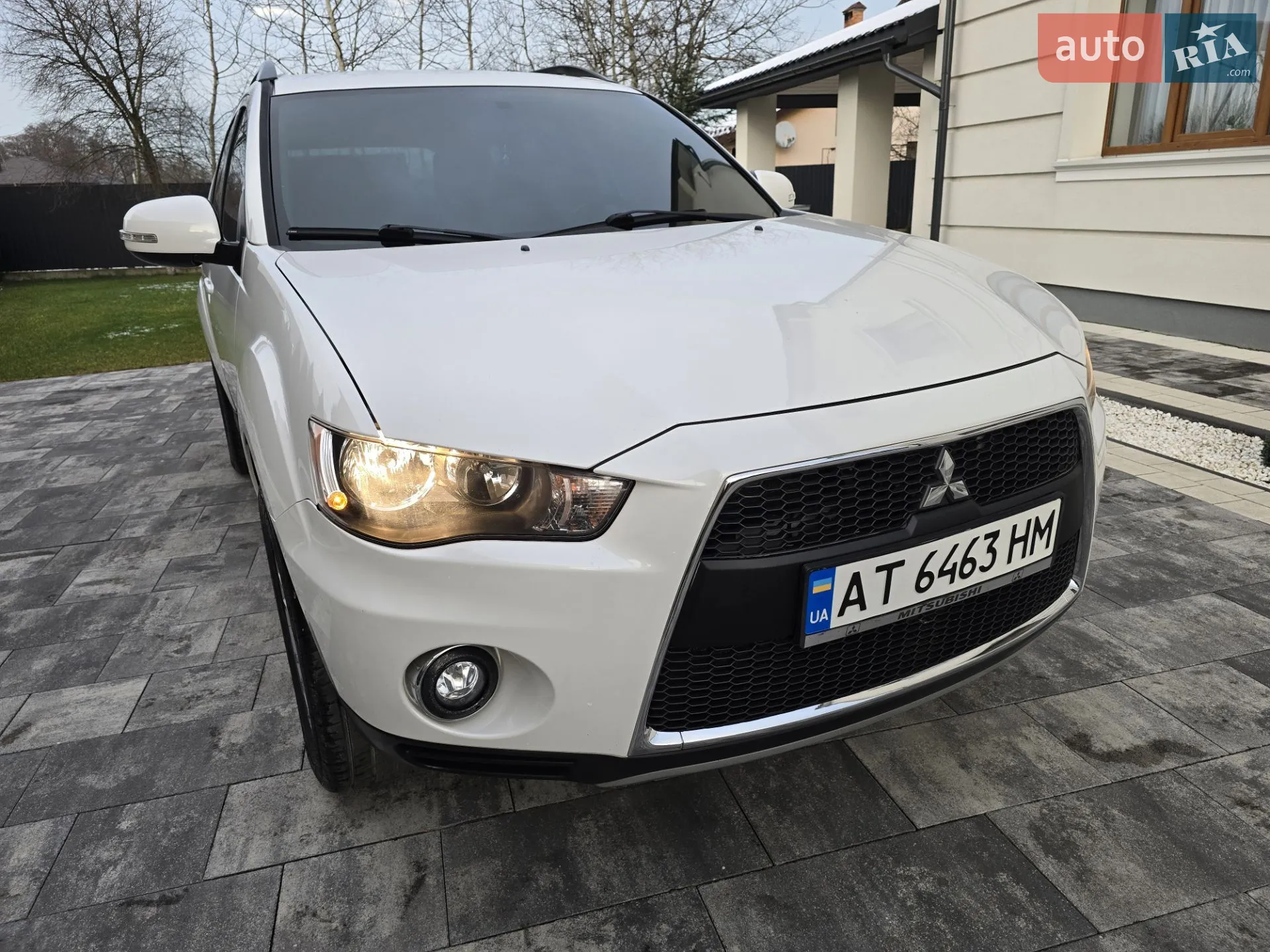 2010 Mitsubishi Outlander - мініатюра 12