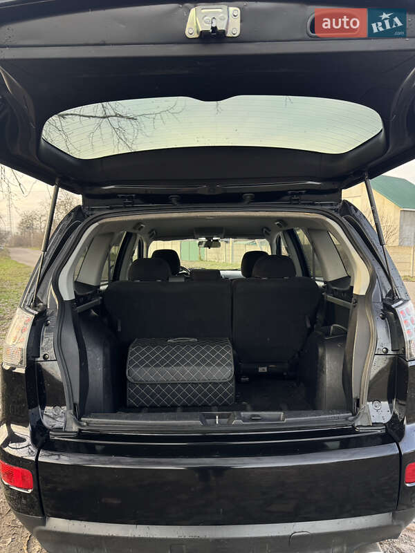 Позашляховик / Кросовер Mitsubishi Outlander 2008 в Броварах