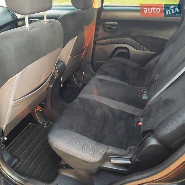 Позашляховик / Кросовер Mitsubishi Outlander 2007 в Одесі фото 6 Позашляховик / Кросовер Mitsubishi Outlander 2007 в Одесі