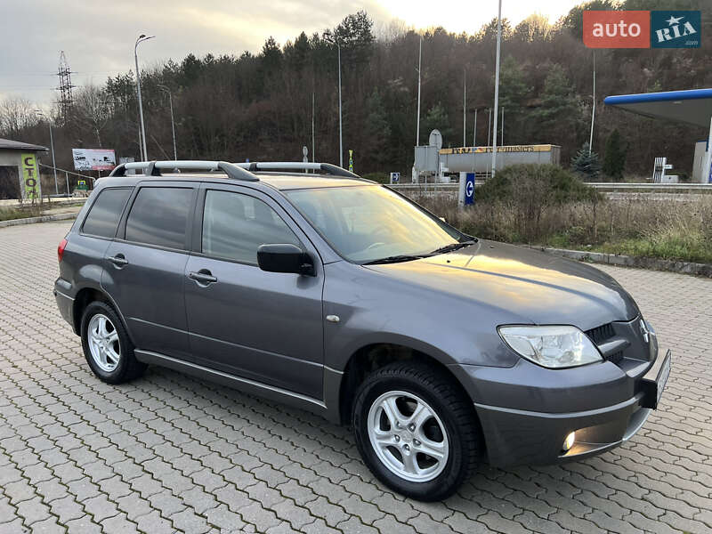 Позашляховик / Кросовер Mitsubishi Outlander 2007 в Могилів-Подільському